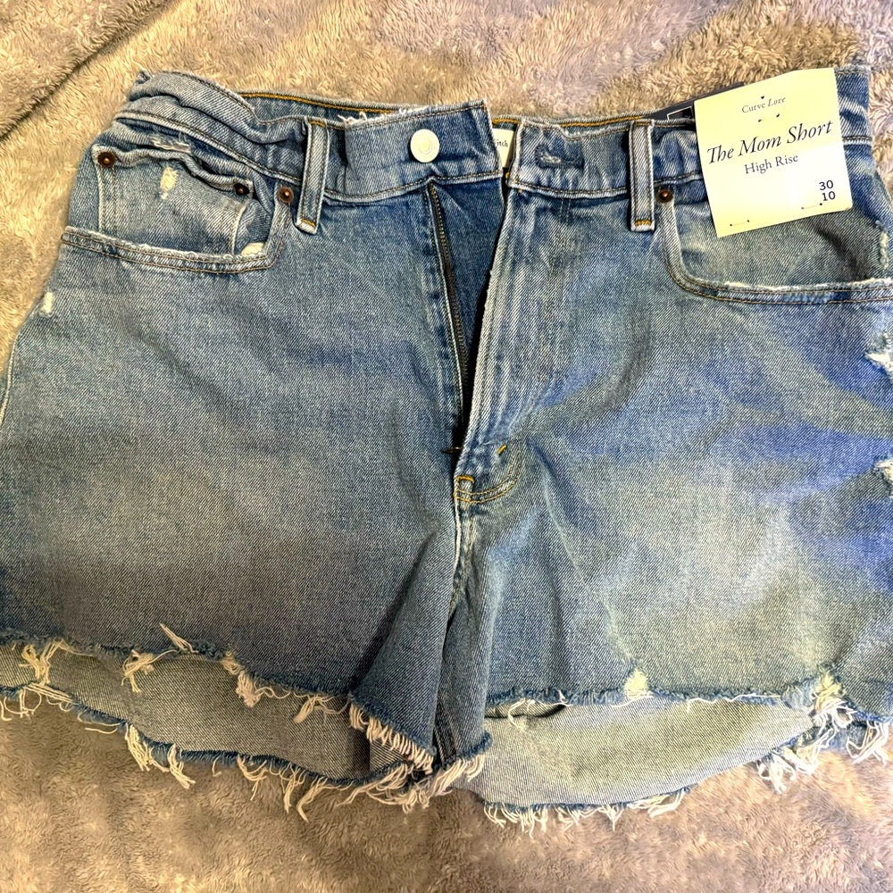Abercrombie Curve Love mom shorts 10/30